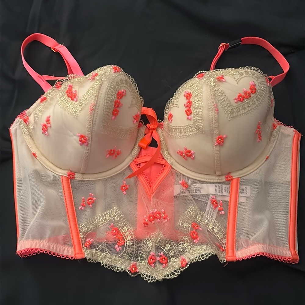 NEW victoria’s secret corset bra